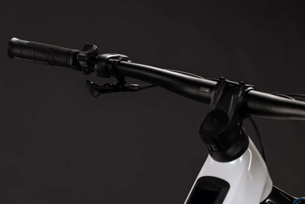 Cube Stereo Hybrid ONE44 HPC Pro 800 metallicwhite´n´blue