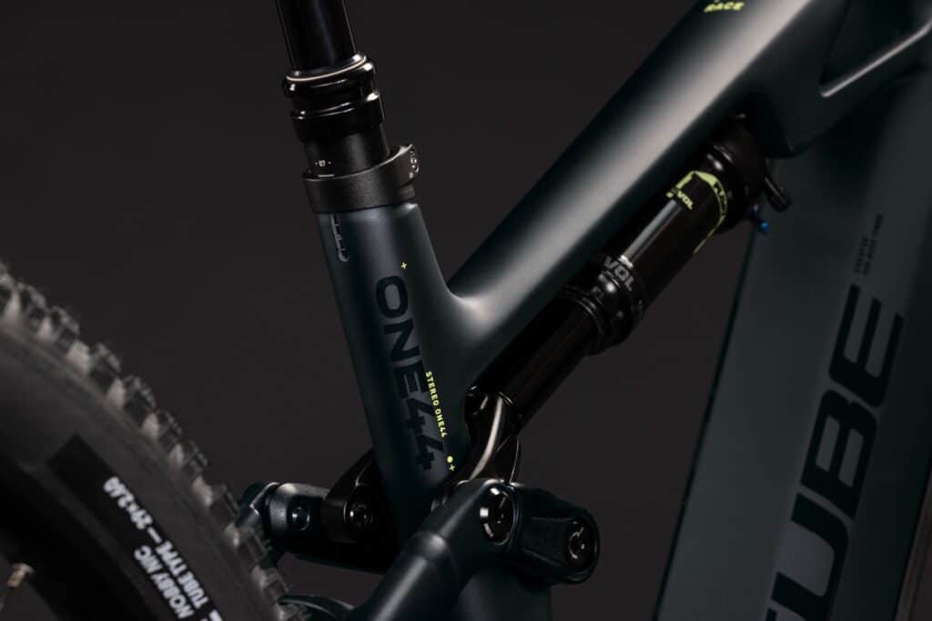 Cube Stereo Hybrid ONE44 HPC Race 800 coal´n´green
