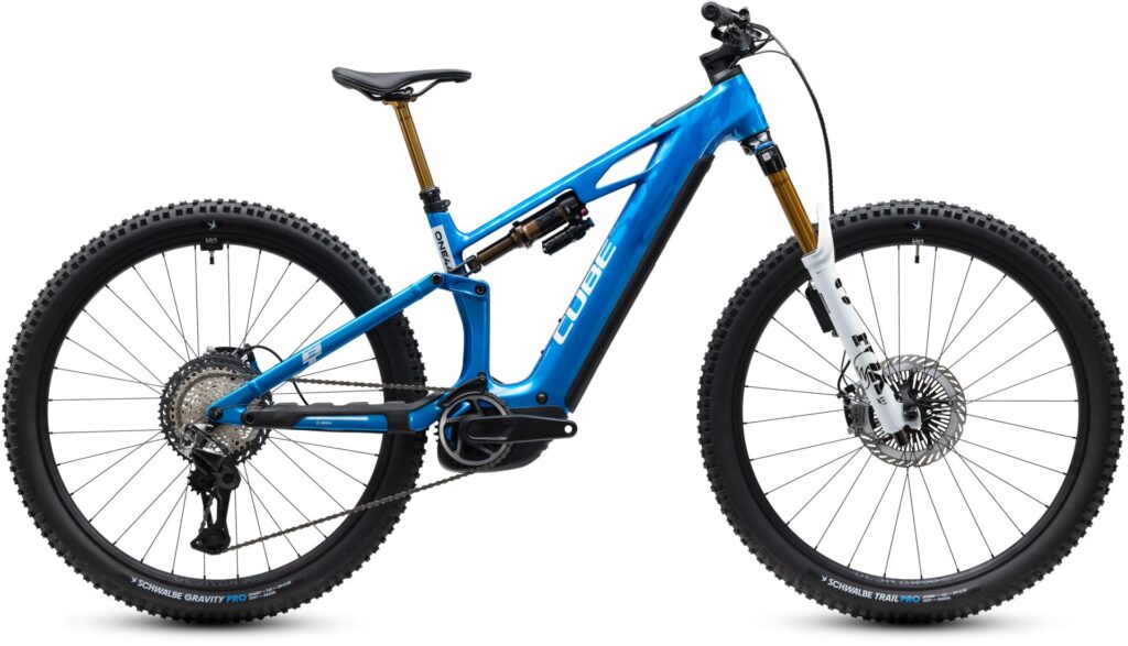 Cube Stereo Hybrid ONE44 HPC AT 800 actionteam