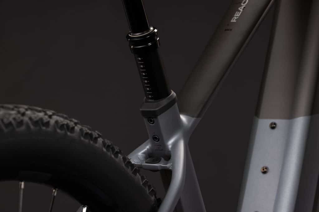 Cube Reaction Hybrid Race 800 slabgrey´n´chrome