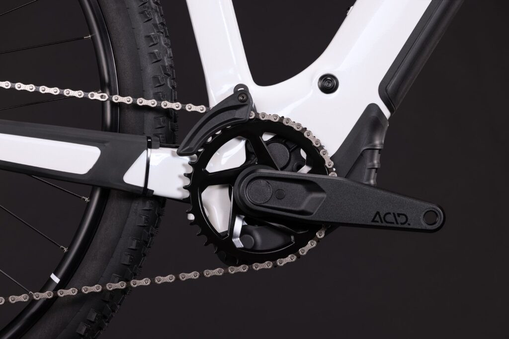 Cube Reaction Hybrid Race 800 snow´n´black
