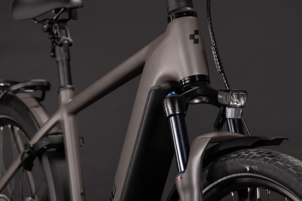 Cube Kathmandu Hybrid ONE 800 cedar´n´chrome