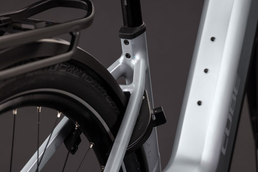 Cube Kathmandu Hybrid ONE 800 silverstar´n´reflex