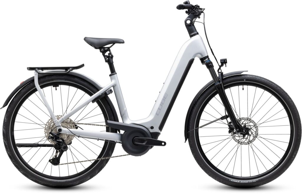 Cube Kathmandu Hybrid ONE 800 silverstar´n´reflex