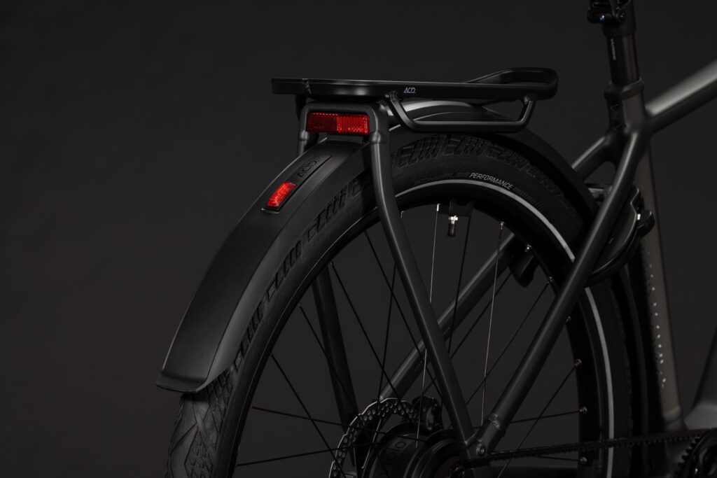 Cube Kathmandu Hybrid Deluxe Pro 800 blackforest´n´chrome