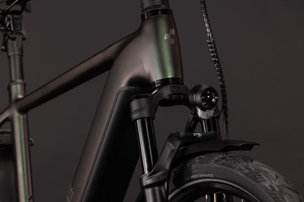 Cube Kathmandu Hybrid EXC 800 stellar´n´chrome