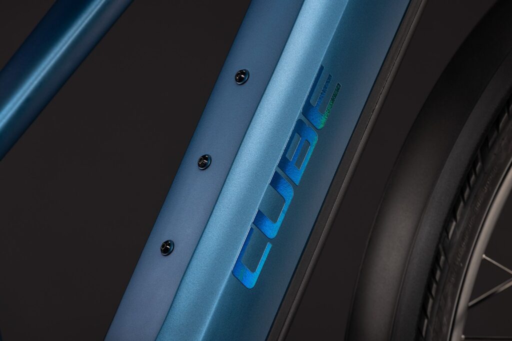 Cube Kathmandu Hybrid SLX 800 nebula´n´prizm