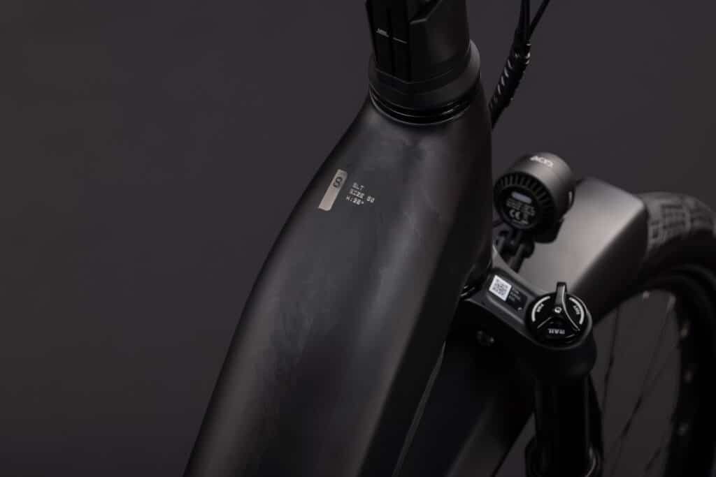 Cube Kathmandu Hybrid ONE11 HPC SLT 800 carbon´n´silverdust