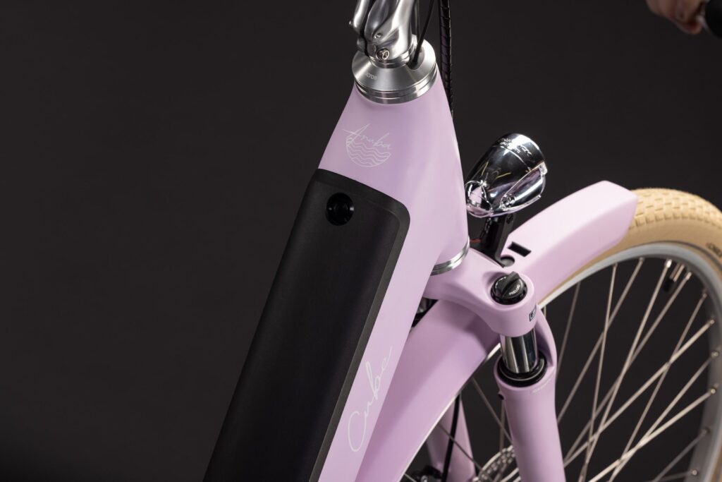 Cube Aruba Hybrid 600 cottoncandy´n´creme