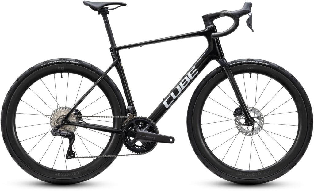 Cube Attain C:62 SLT carbon´n´white