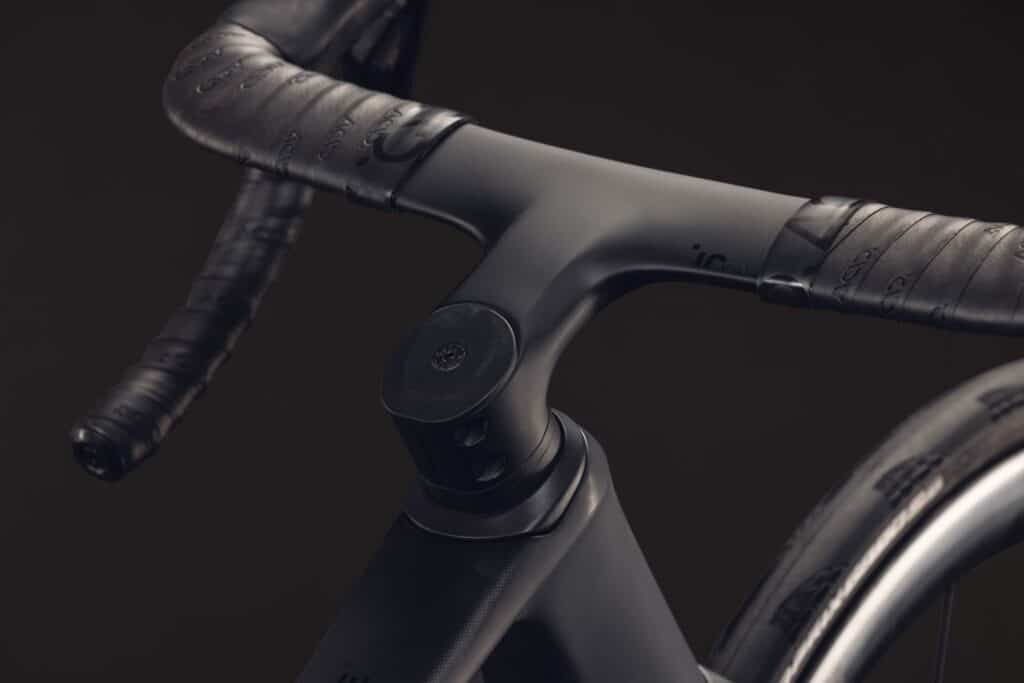 Cube Agree C:62 Pro carbon´n´black