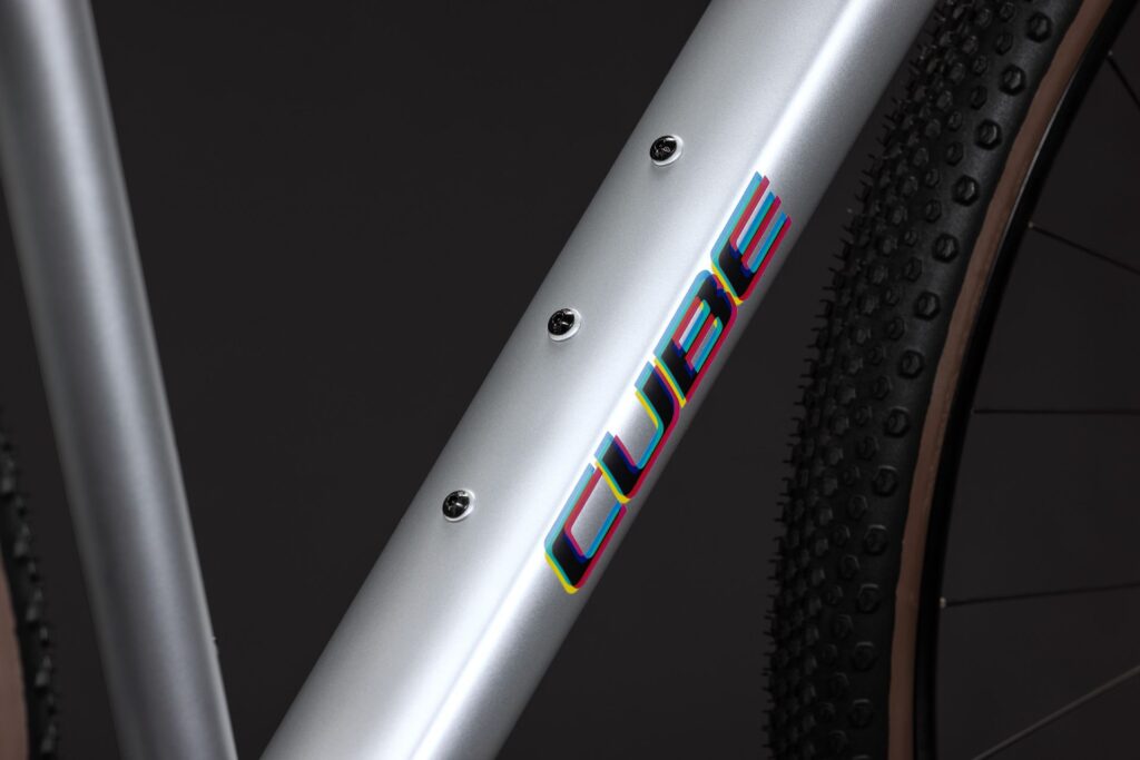 Cube Nuroad SLX spaceship´n´cmyk