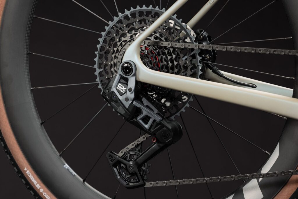 Cube Nuroad C:62 SLX glintsand´n´black