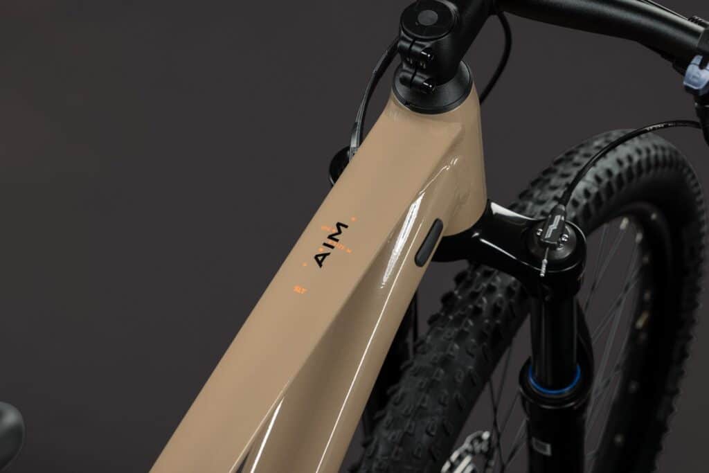 Cube Aim SLT cappuccino´n´black