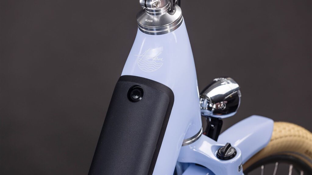 Cube Aruba Hybrid 600 blueblossom´n´creme