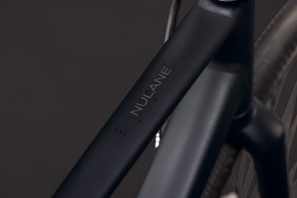 Cube Nulane Deluxe EXC grey´n´chrome