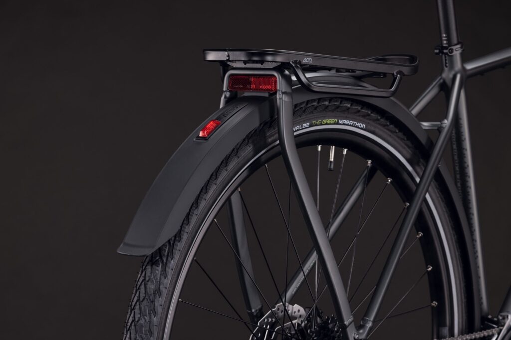 Cube Kathmandu ONE blackforest´n´chrome