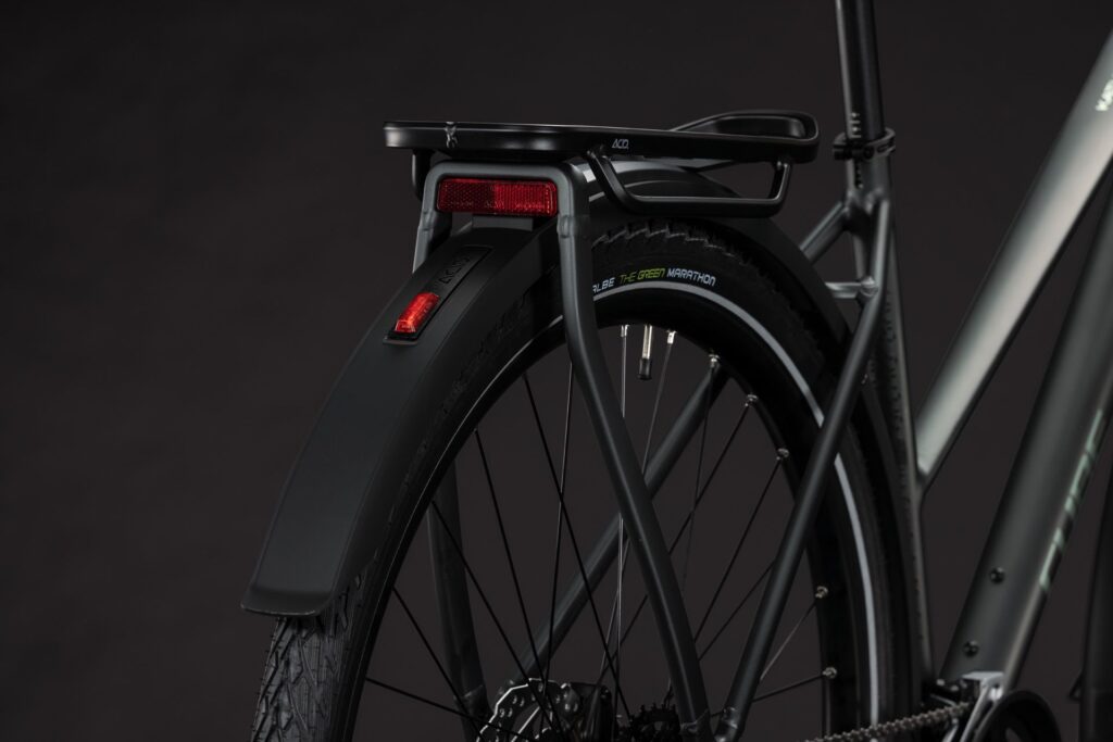 Cube Kathmandu ONE blackforest´n´chrome