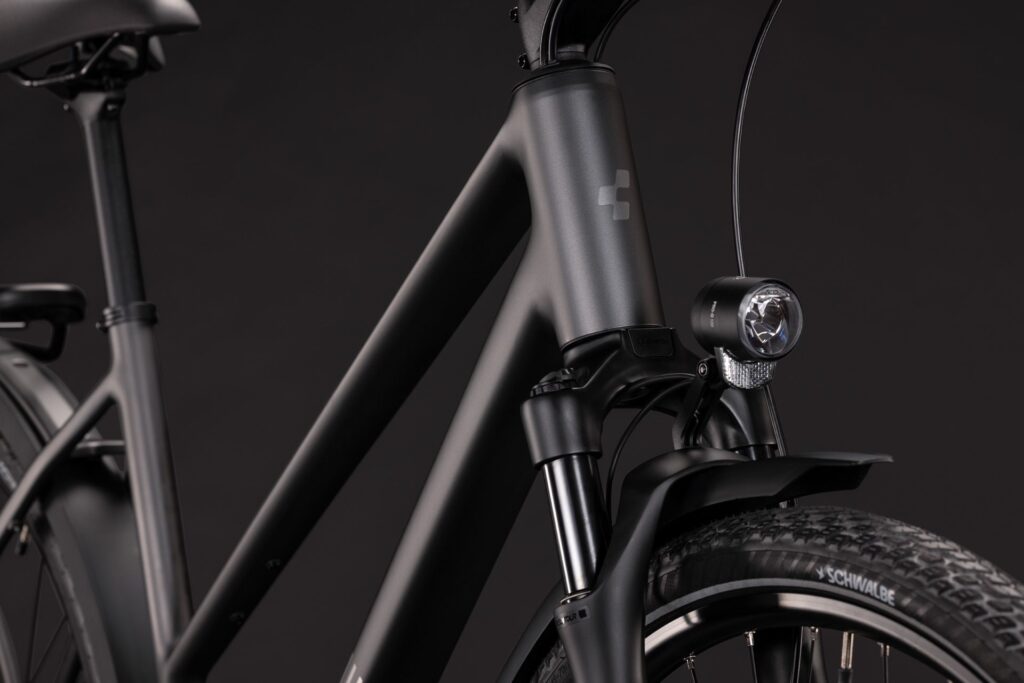 Cube Kathmandu Pro slabgrey´n´chrome