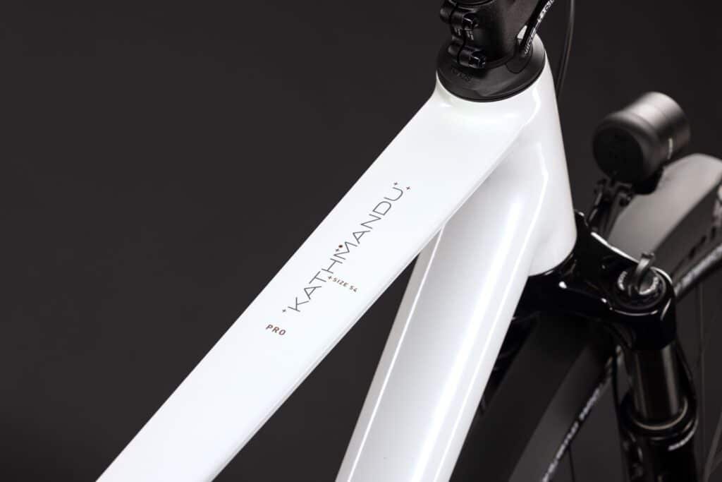 Cube Kathmandu Pro metallicwhite´n´chrome