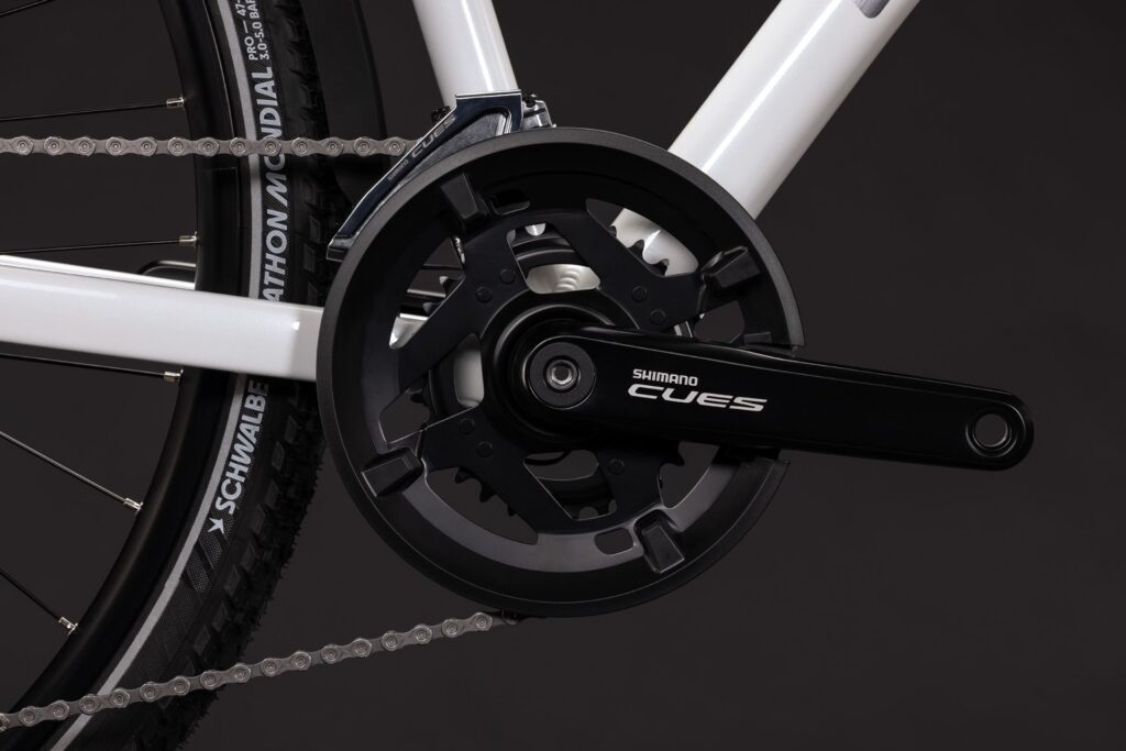 Cube Kathmandu Pro metallicwhite´n´chrome