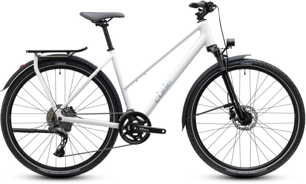 Cube Kathmandu Pro metallicwhite´n´chrome